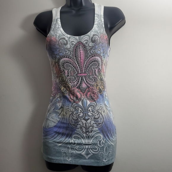 New Beautiful  Racer Back Tank Top - Picture 2 of 8